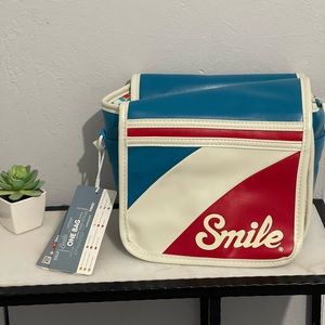 Smile DSLR Camera Bag-small